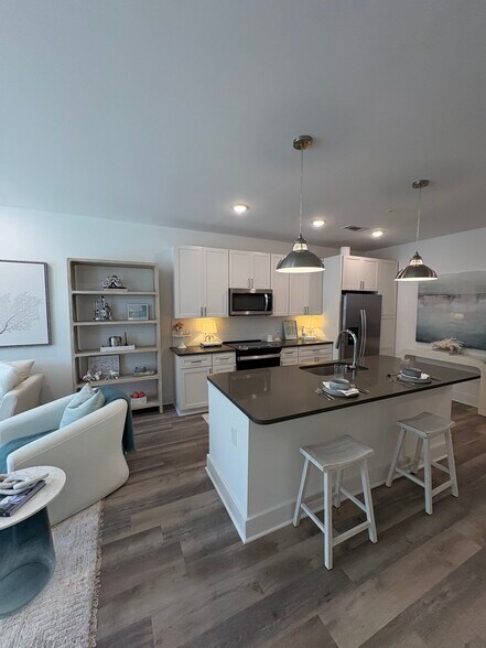 Building Photo - 200 Tadley Way