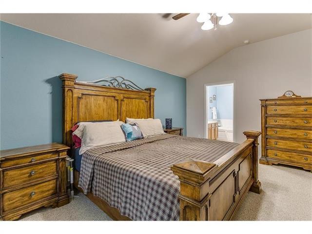 Building Photo - 2821 Briargrove Ln