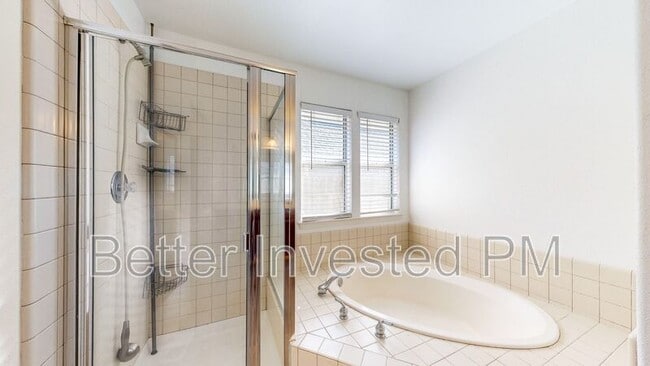 Building Photo - 430 Merlot Dr