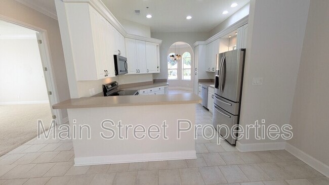 Building Photo - 2083 Downing Dr