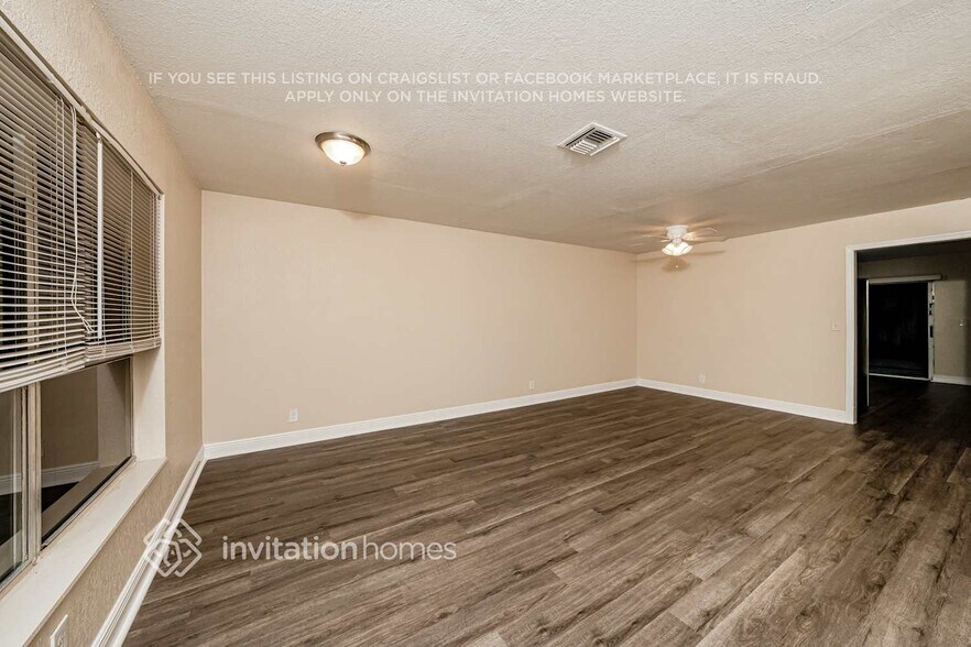Building Photo - 6000 Westfall Rd