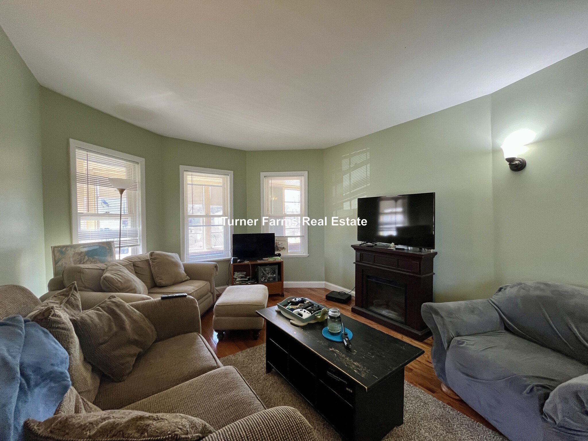 Building Photo - 43 Martin St