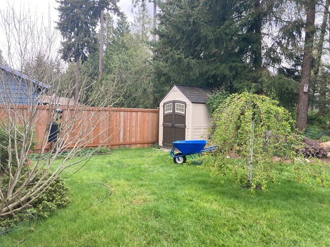 Bk yard w/ furnished tool shed - 14217 55th Ave SE