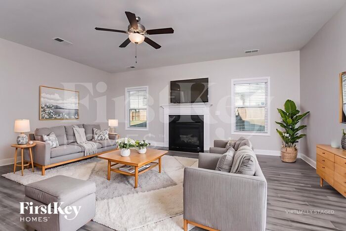 Building Photo - 499 Royal Oak Ln