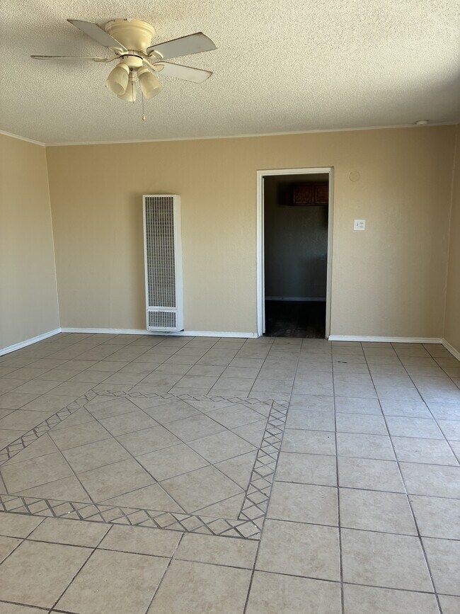 Building Photo - 5016 Wilmoth Ct