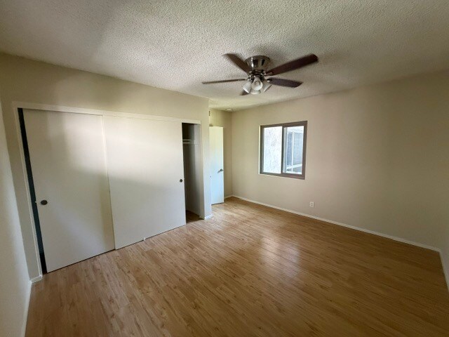 Building Photo - 1740 Huntington Dr