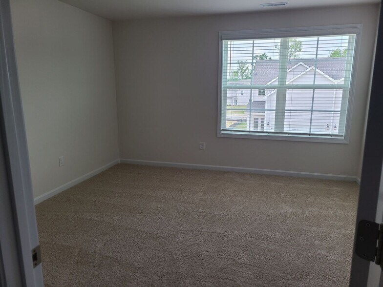 Building Photo - 720 Westec Wy