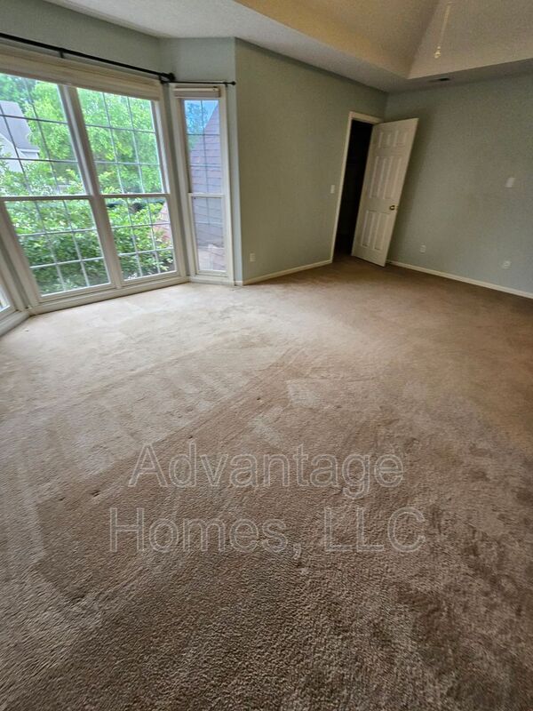 Building Photo - 14117 Parkhill Ln