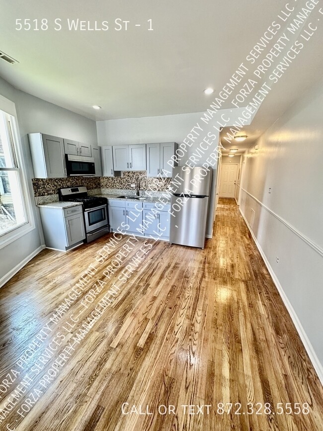 Primary Photo - 5518 S Wells St