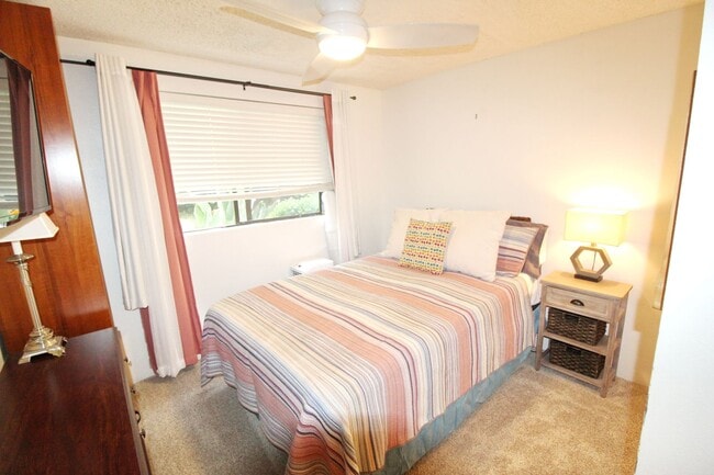 Building Photo - F-104 Kihei Shores Furnished 2 bed/2 full ...