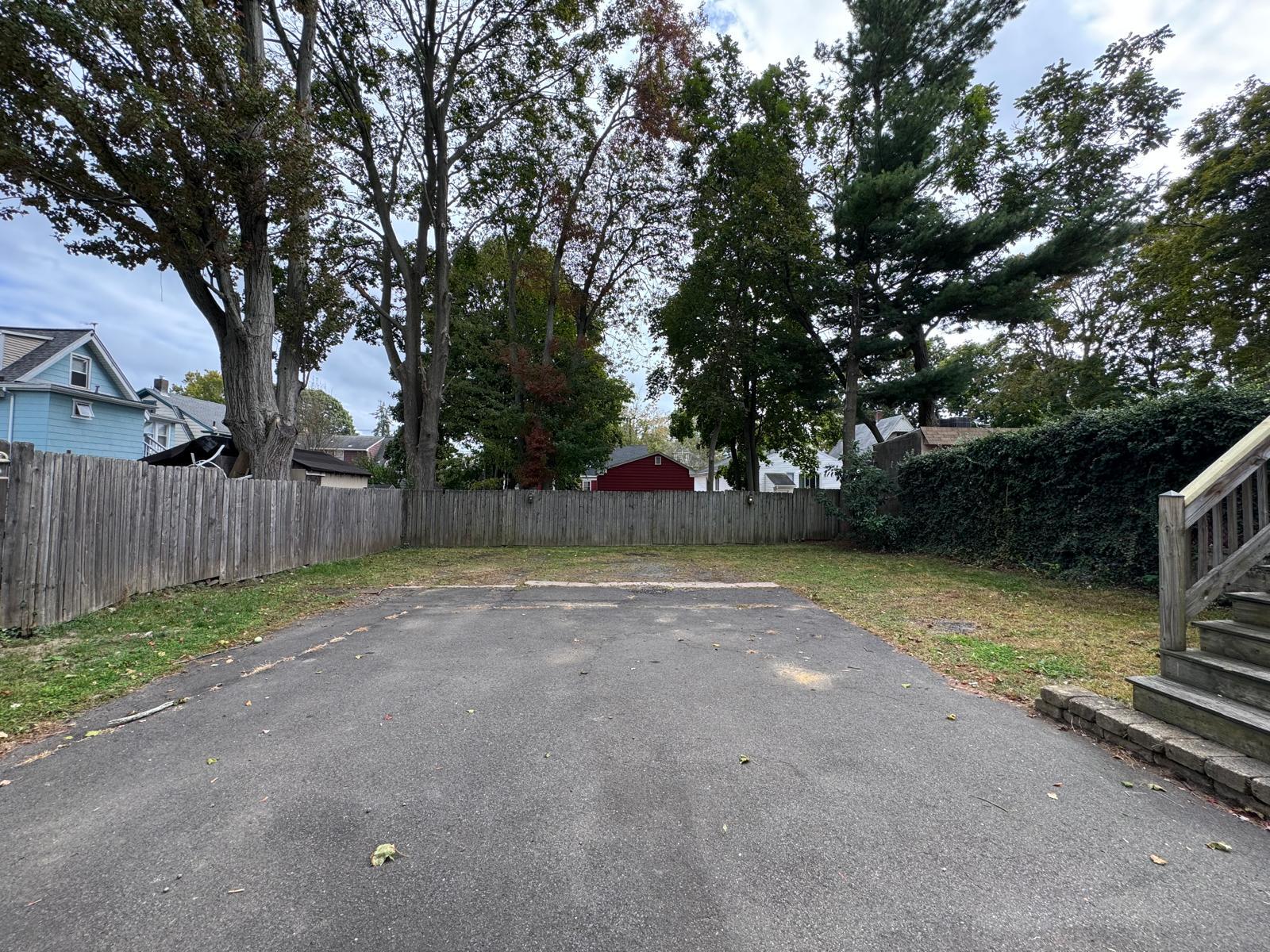 Building Photo - 14 Court St