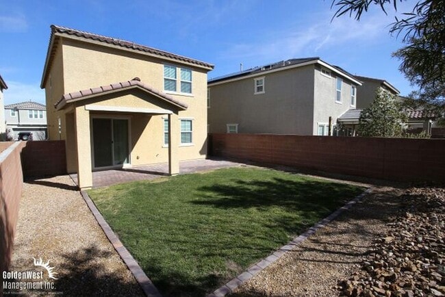Building Photo - Bright & Stylish 3Bdm 2.5Ba Home in Henderson