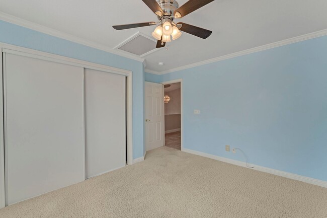 Building Photo - HENDERSON HIGHLY UPGRADED HOME!