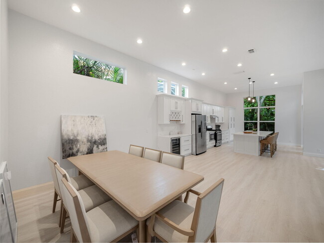 Building Photo - 143 Sunset Bay Dr
