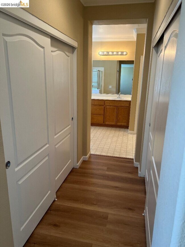 Building Photo - 193 Kayla Pl