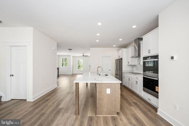 Building Photo - 354 Evermore Ln