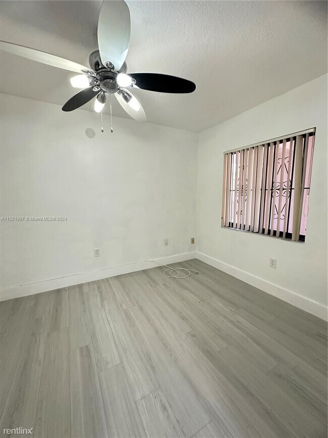 Building Photo - 3 br, 2 bath House - 8540 SW 133rd Avenue ...