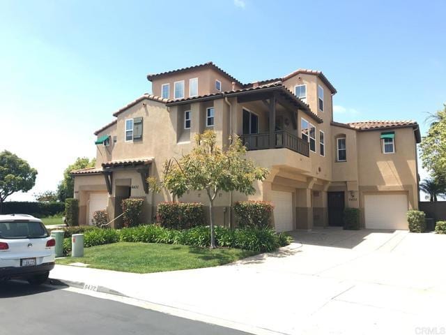 Building Photo - 6430 Terraza Portico