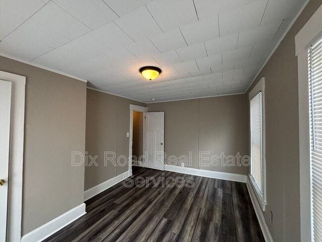 Building Photo - 539 Ross Ave