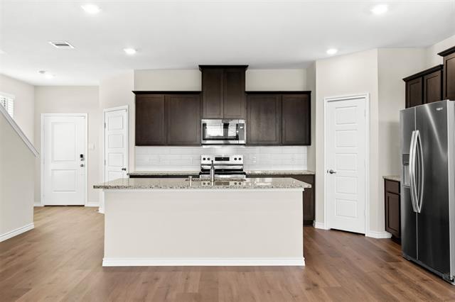Building Photo - 712 Lone Rock Dr