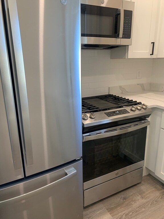 Building Photo - 131 Park Dr