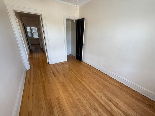 Building Photo - 7437 Randolph St