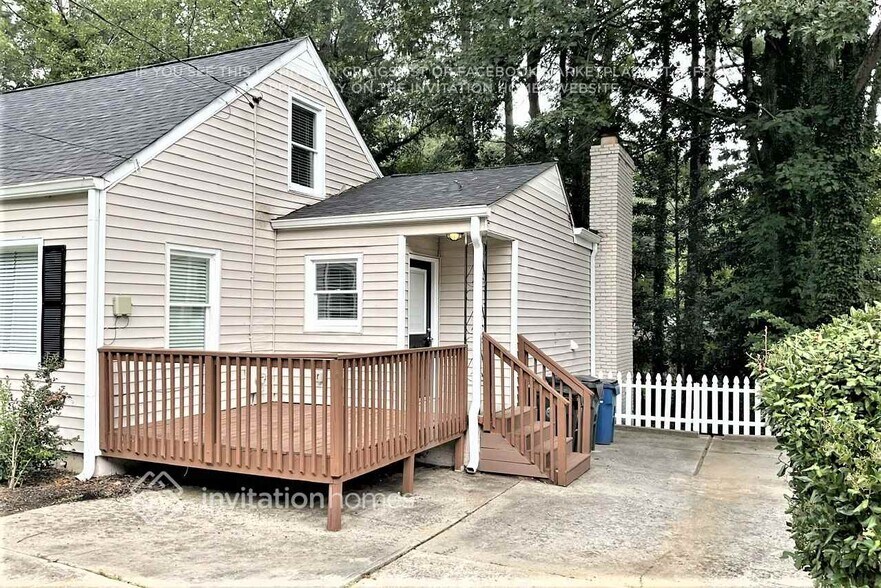 Building Photo - 2527 Judson Ave