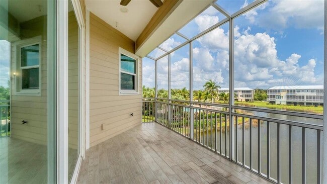 Building Photo - 10395 Coral Landings Ln