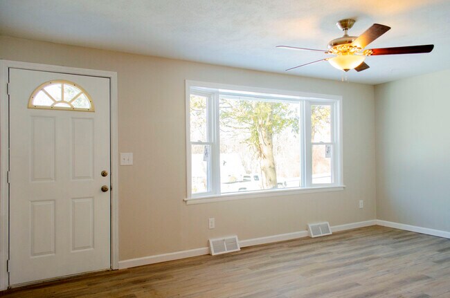 Living Room - 110 Range Hill Dr