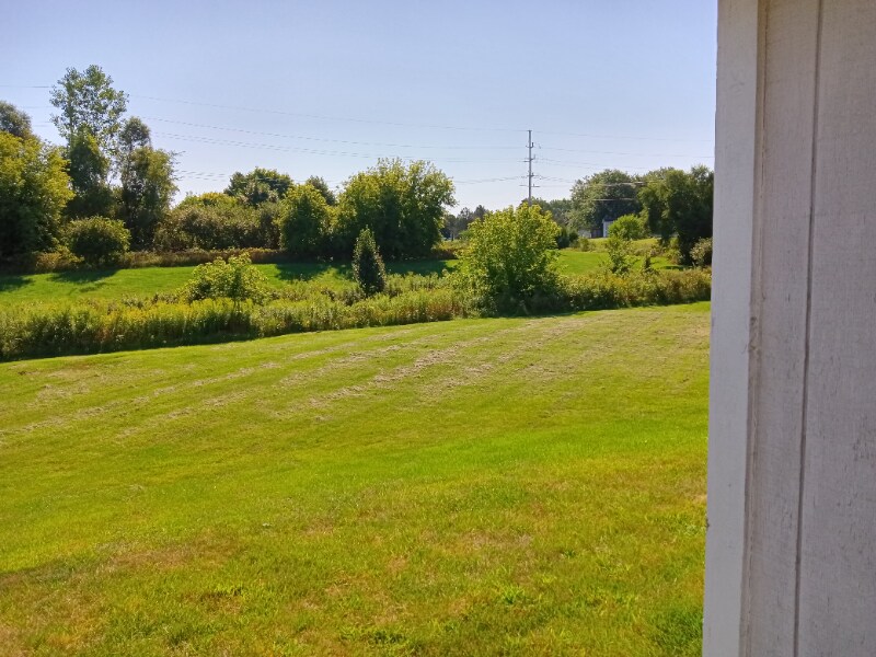 Building Photo - 72 Hunters Rill