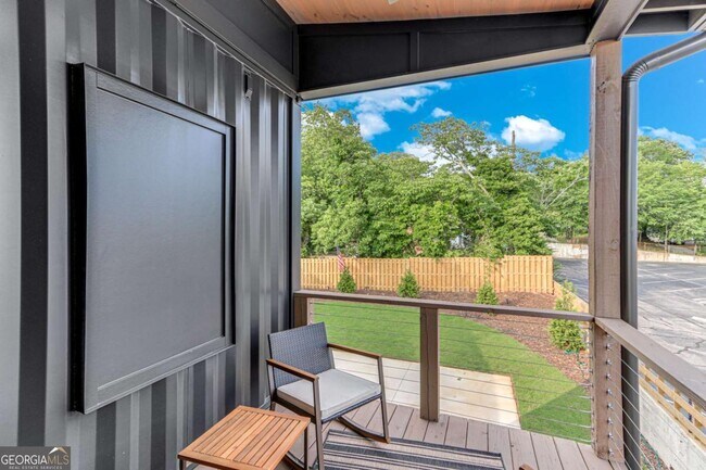 Building Photo - 775 Bradford St NW