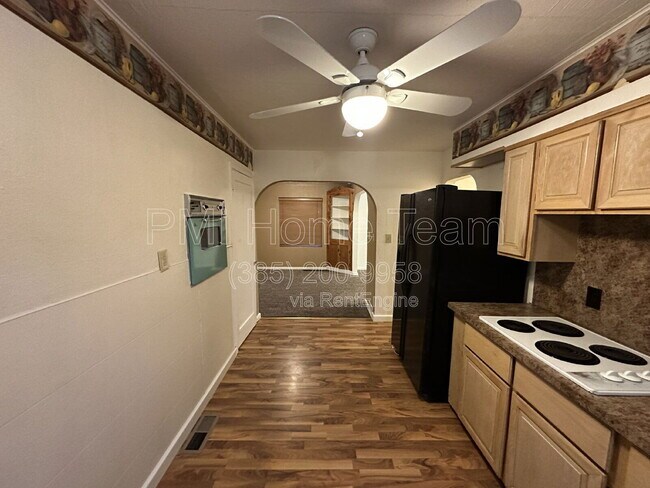 Building Photo - 3435 N Hwy 162