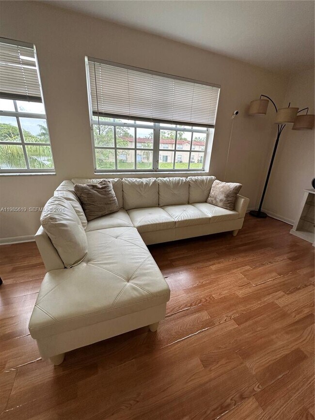 Building Photo - 8657 SW 5th St