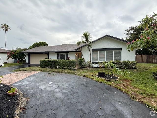 Building Photo - 9150 NW 15th St