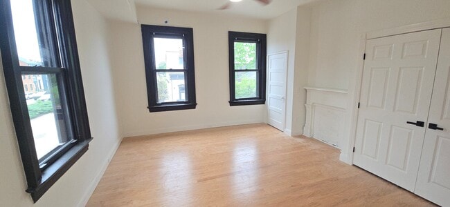 Building Photo - 1205 Lee St