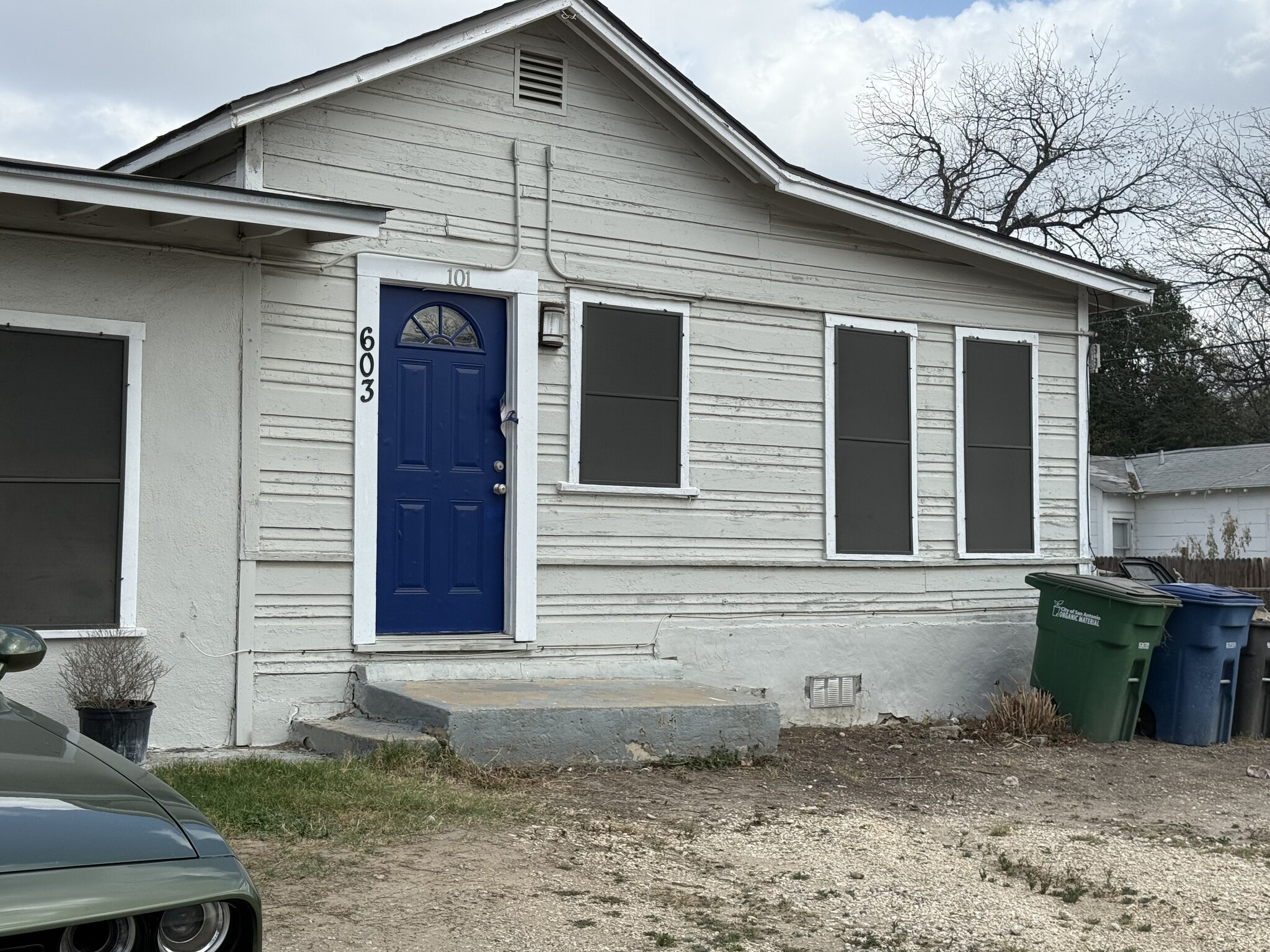 #101 - 603 Gladstone
