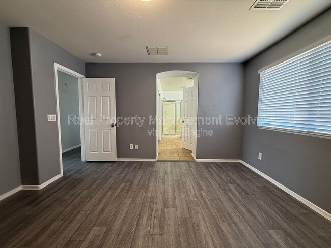 Building Photo - 9530 W Williams St