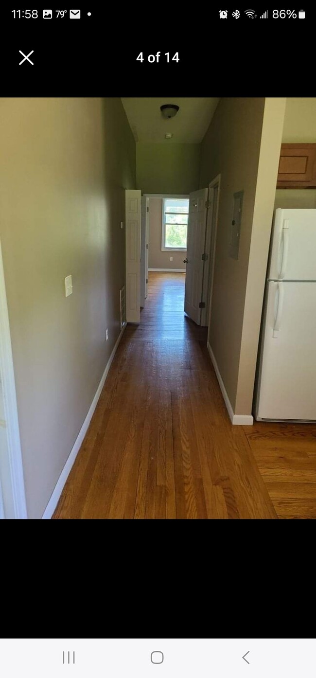 Building Photo - 121 Brunswick Rd