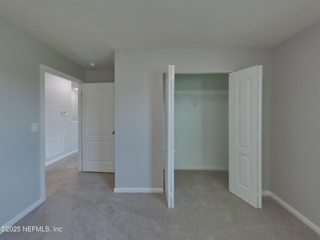 Building Photo - 372 Harley Dr