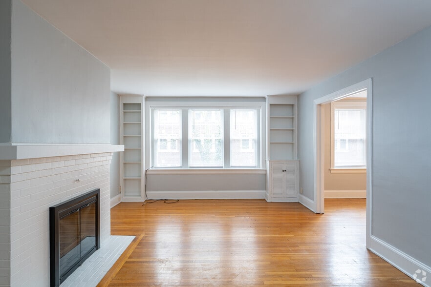Primary Photo - Windsor Apartments