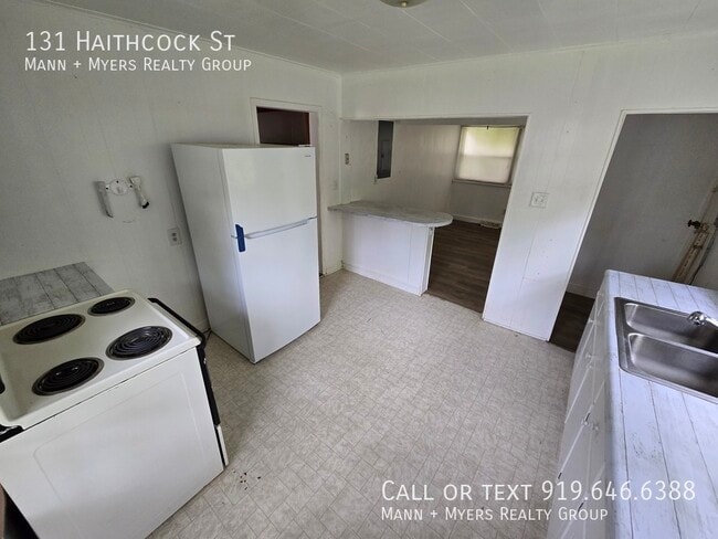 Building Photo - 131 Haithcock St