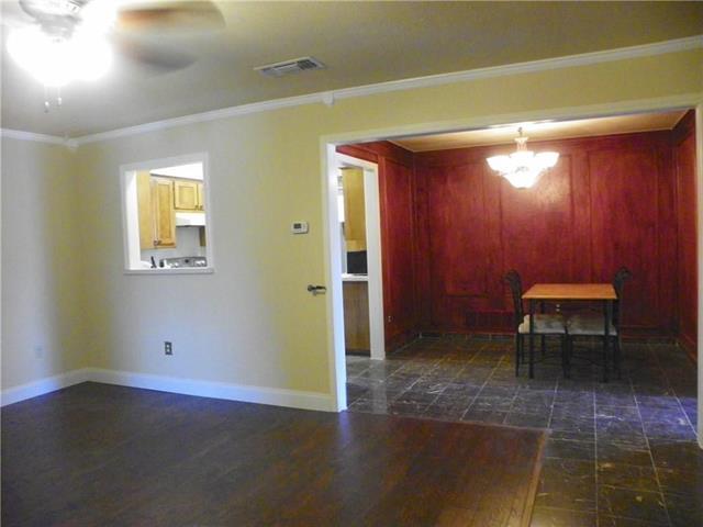 Building Photo - 209 Overleaf Dr