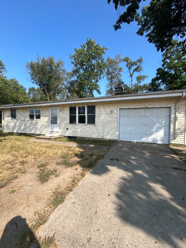 Primary Photo - 820 County Rd 6 W
