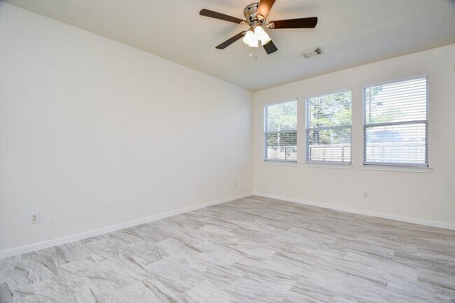 Building Photo - 5607 Stonecloud Ln