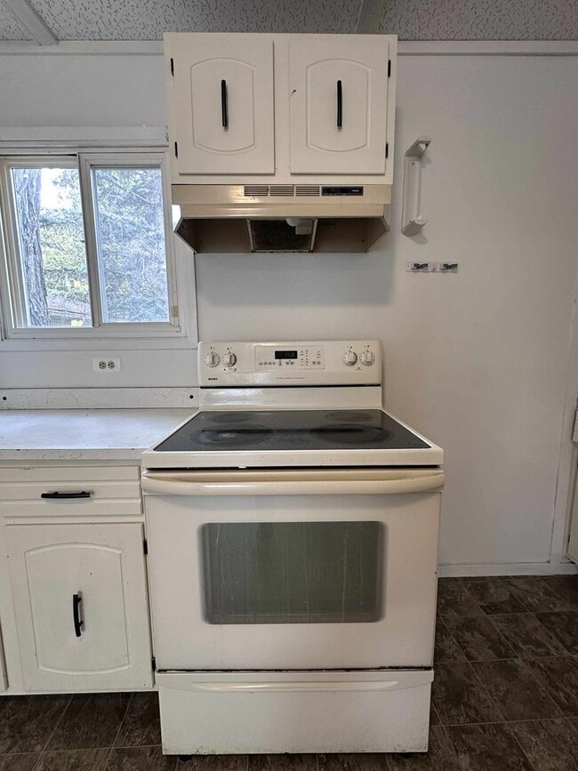 Building Photo - 12th Avenue Court