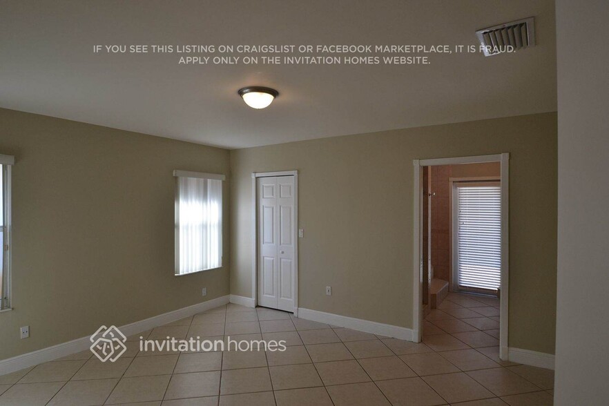 Building Photo - 1192 NW 134th Pl