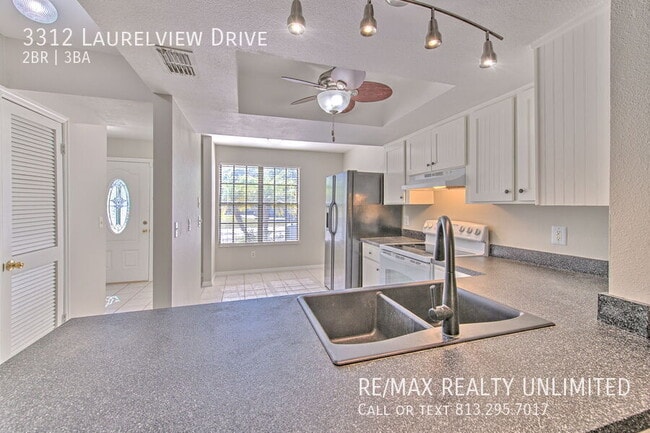 Building Photo - 3312 Laurel View Dr