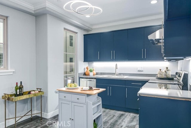 Building Photo - 530 Fano St