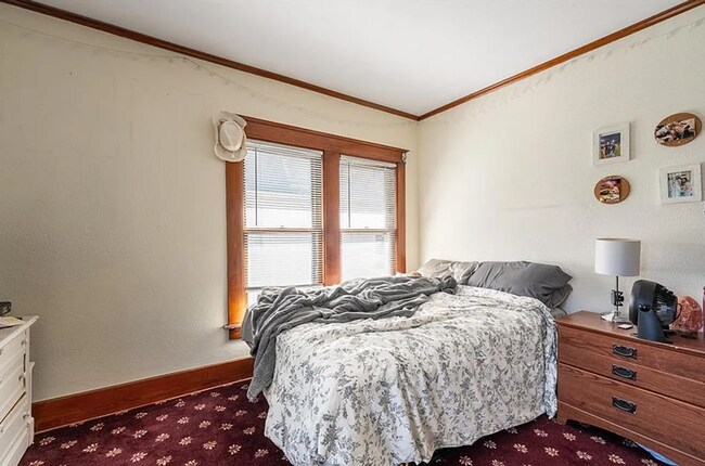 Building Photo - 521 2nd Ave