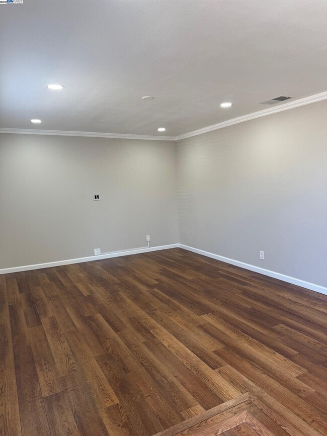 Building Photo - 2652 Autumnvale Dr